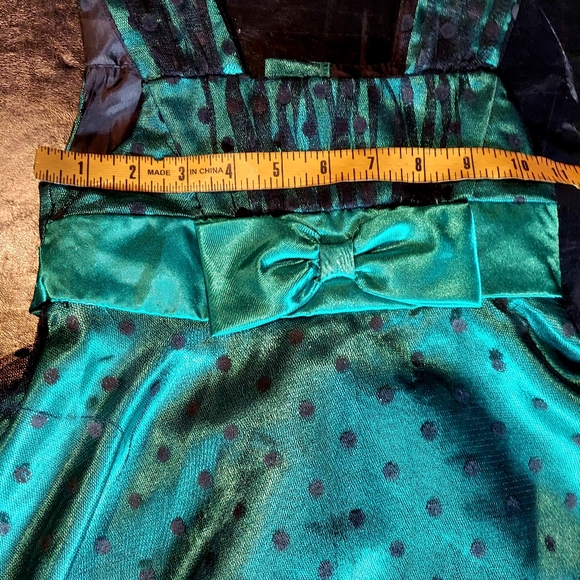 Girls Emerald Green Satin Polka Dot Party Dress - Picture 5 of 5